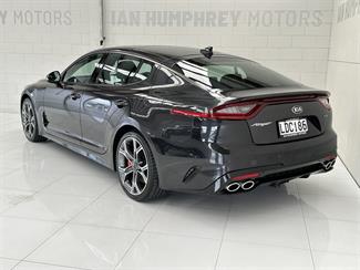 2018 Kia Stinger - Thumbnail