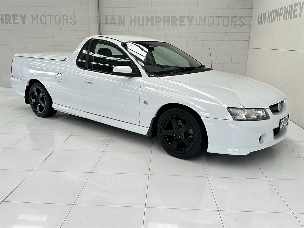 2005 Holden Commodore
