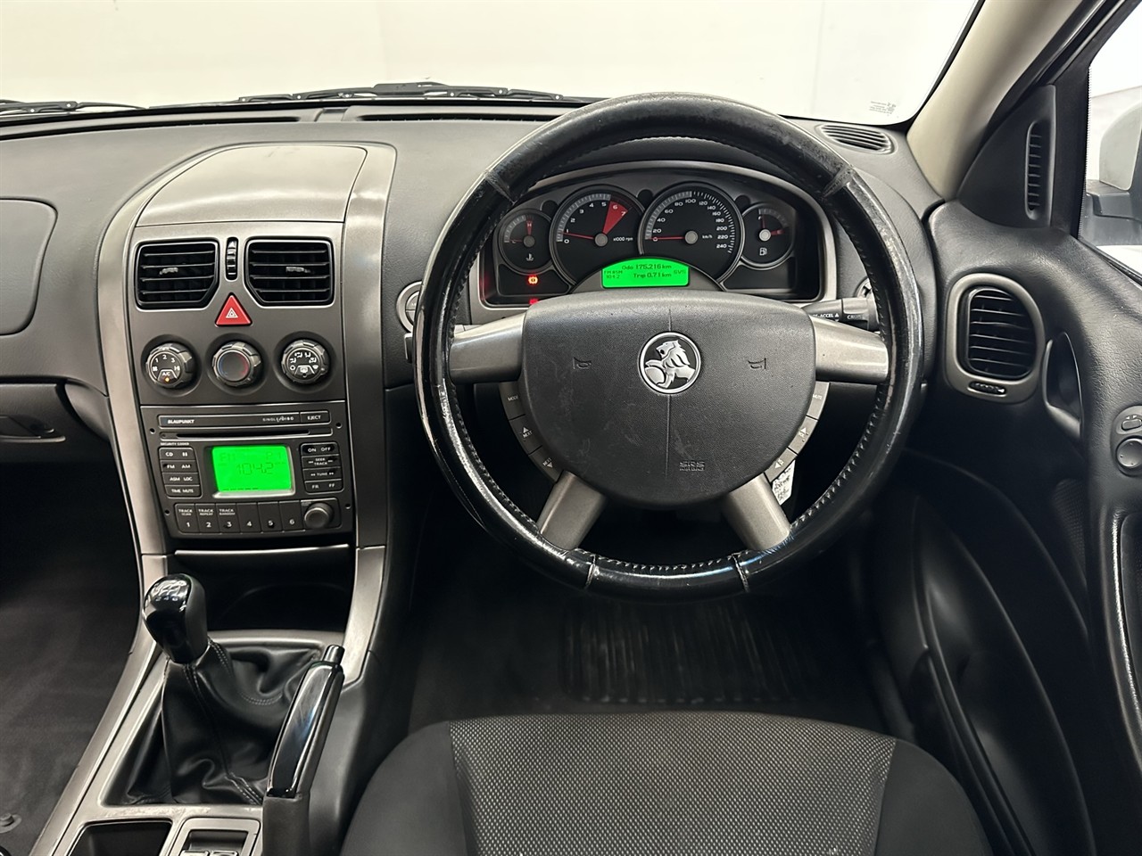 2005 Holden Commodore
