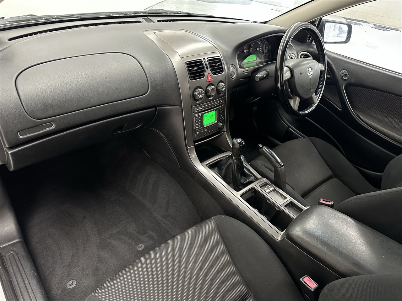 2005 Holden Commodore