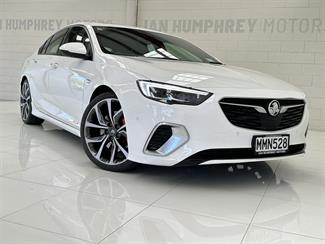 2019 Holden Commodore - Thumbnail