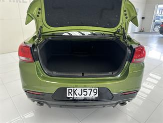 2015 Holden Commodore - Thumbnail