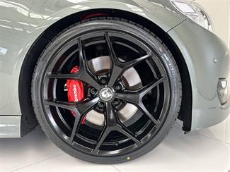 2016 Holden Commodore - Thumbnail