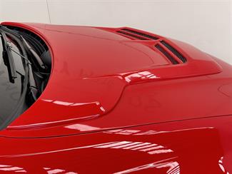 2012 Holden Commodore - Thumbnail