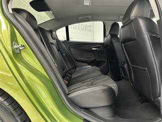 2017 Holden Commodore - Thumbnail