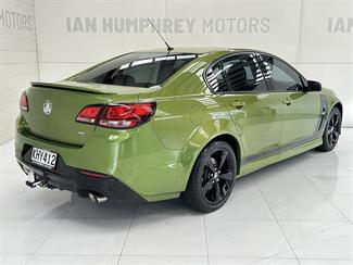 2017 Holden Commodore - Thumbnail