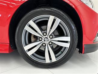 2014 Holden Commodore - Thumbnail