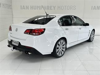 2015 Holden Commodore - Thumbnail