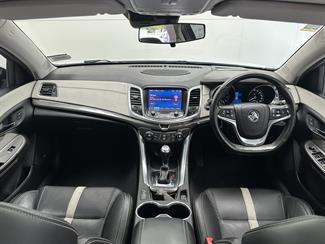 2015 Holden Commodore - Thumbnail