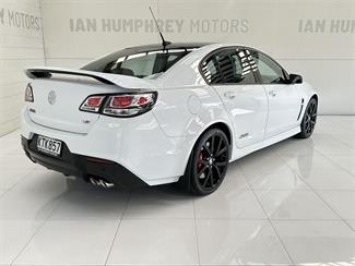 2017 Holden Commodore - Thumbnail