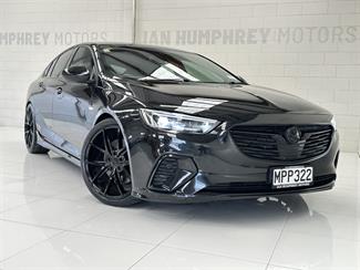 2019 Holden Commodore - Thumbnail