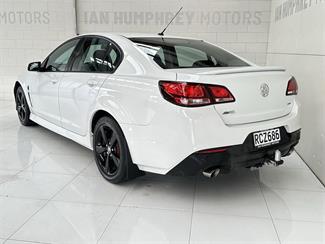 2016 Holden Commodore - Thumbnail