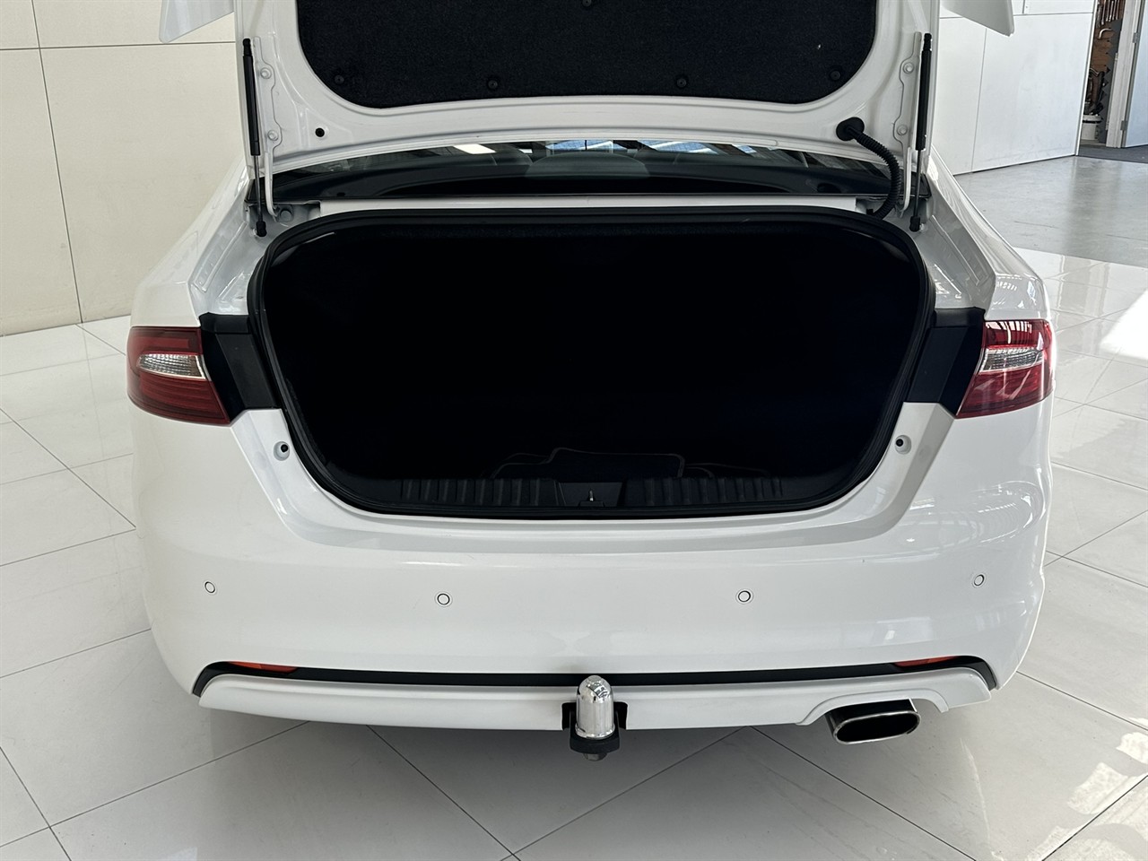 2015 Ford Falcon