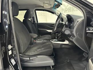 2019 Nissan NAVARA - Thumbnail