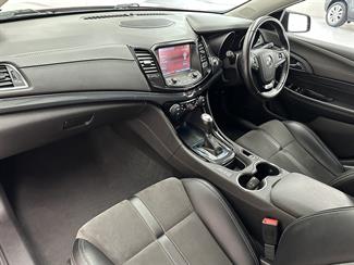 2017 Holden Commodore - Thumbnail