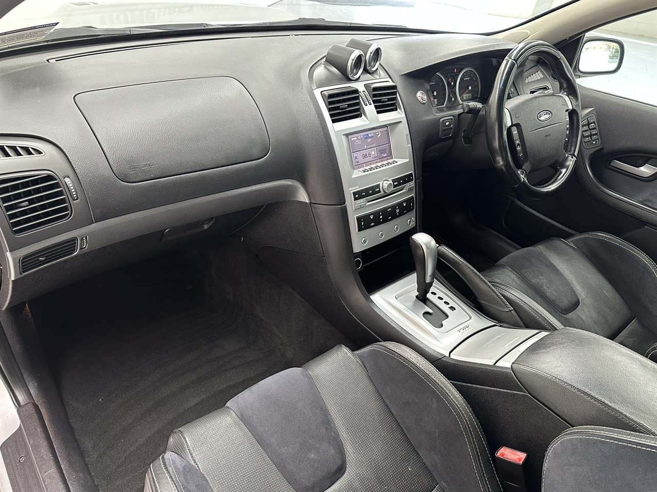 2005 Ford Falcon