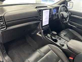 2023 Ford Everest - Thumbnail