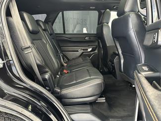 2023 Ford Everest - Thumbnail
