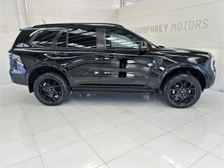 2023 Ford Everest - Thumbnail