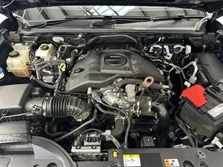 2023 Ford Everest - Thumbnail