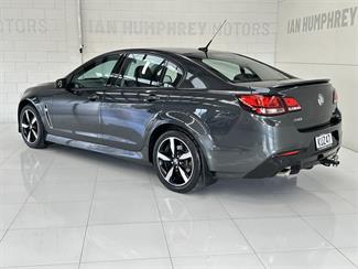 2017 Holden Commodore - Thumbnail