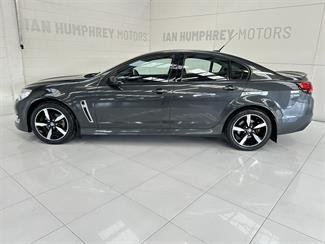 2017 Holden Commodore - Thumbnail