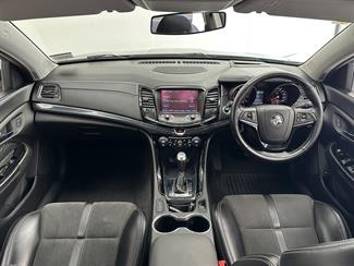 2017 Holden Commodore - Thumbnail