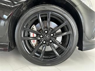 2013 Holden Commodore - Thumbnail