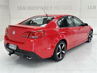 2015 Holden Commodore - Thumbnail
