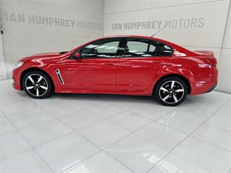 2015 Holden Commodore - Thumbnail