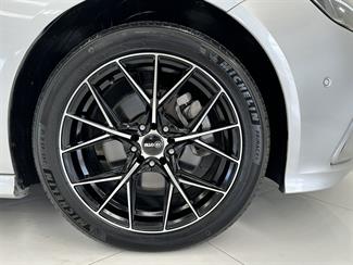 2018 Holden Commodore - Thumbnail