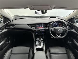2018 Holden Commodore - Thumbnail