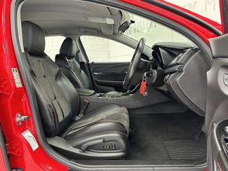 2014 Holden Commodore - Thumbnail