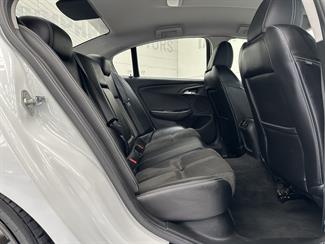 2014 Holden Commodore - Thumbnail