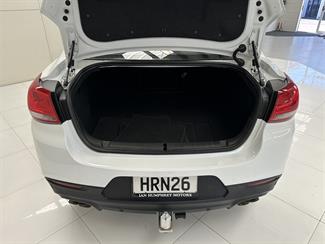 2014 Holden Commodore - Thumbnail