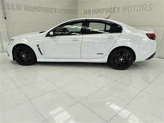 2014 Holden Commodore - Thumbnail