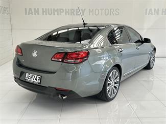 2015 Holden Commodore - Thumbnail