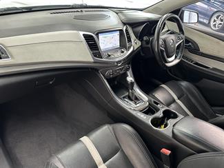 2016 Holden Commodore - Thumbnail