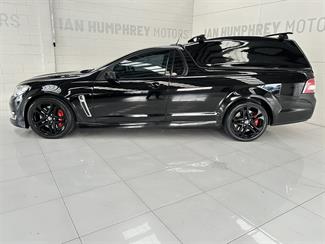 2016 Holden Commodore - Thumbnail