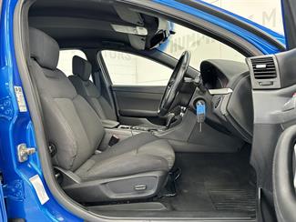 2011 Holden Commodore - Thumbnail