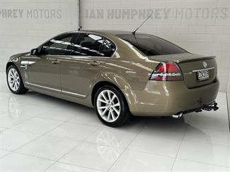 2009 Holden Commodore - Thumbnail