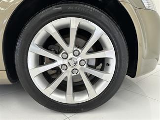 2009 Holden Commodore - Thumbnail
