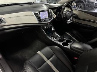 2015 Holden Commodore - Thumbnail