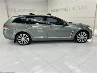 2015 Holden Commodore - Thumbnail