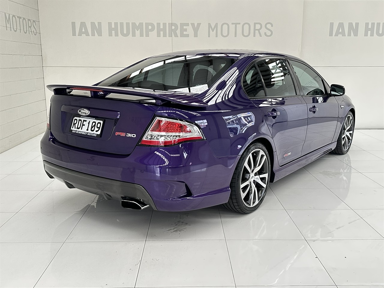 2009 Ford Falcon