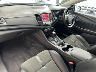 2017 Holden Commodore - Thumbnail