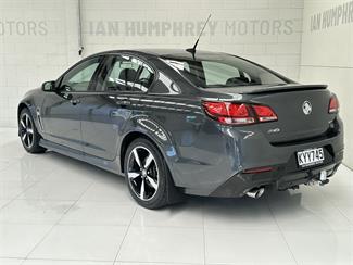 2017 Holden Commodore - Thumbnail