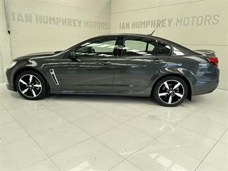 2017 Holden Commodore - Thumbnail