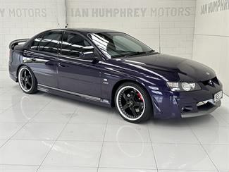 2004 Holden HSV - Thumbnail