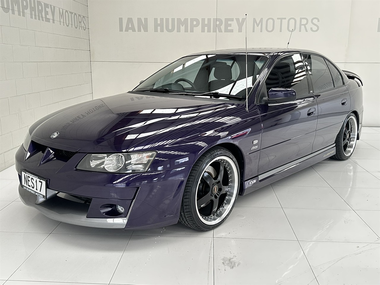 2004 Holden HSV